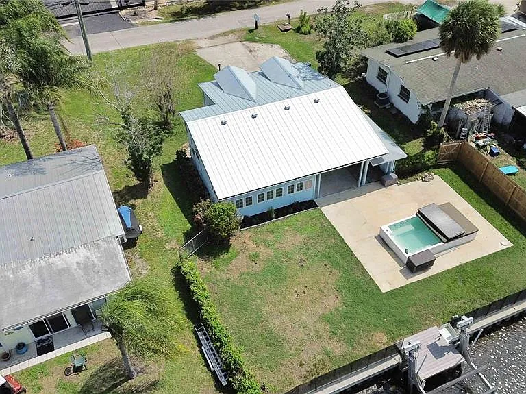 607 Manatee Ave — Photo 49
