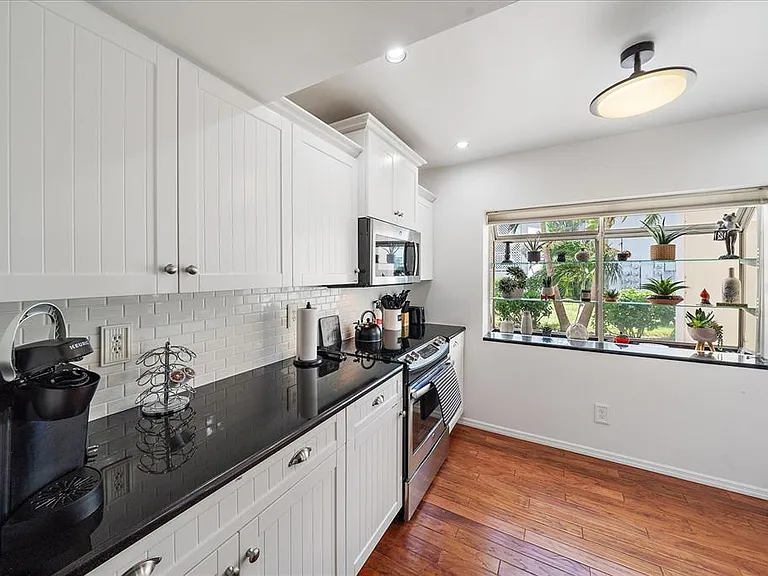 425 Cerromar Ter #359 — Photo 6