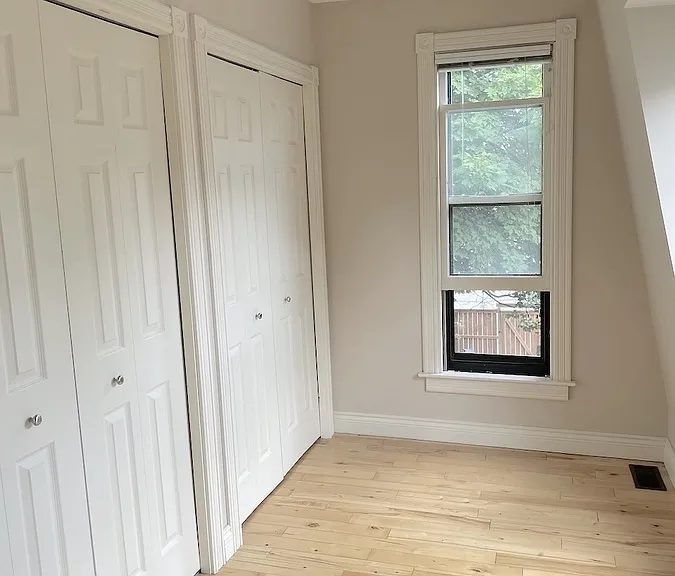 742 Victoria Ave #UPPER — Photo 14