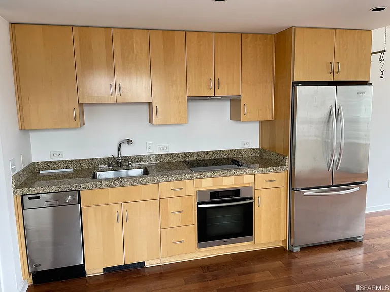 750 Van Ness Ave #1203 — Photo 5