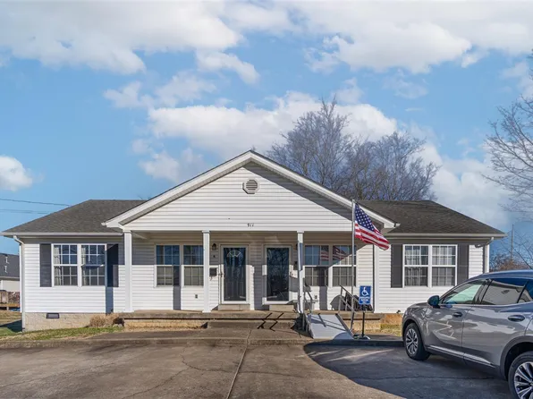 911 Avery Ct, Bowling Green, KY 42104
