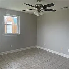 3 bed, 1.5 bath, 1079 sqft, $1,500 — Photo 2