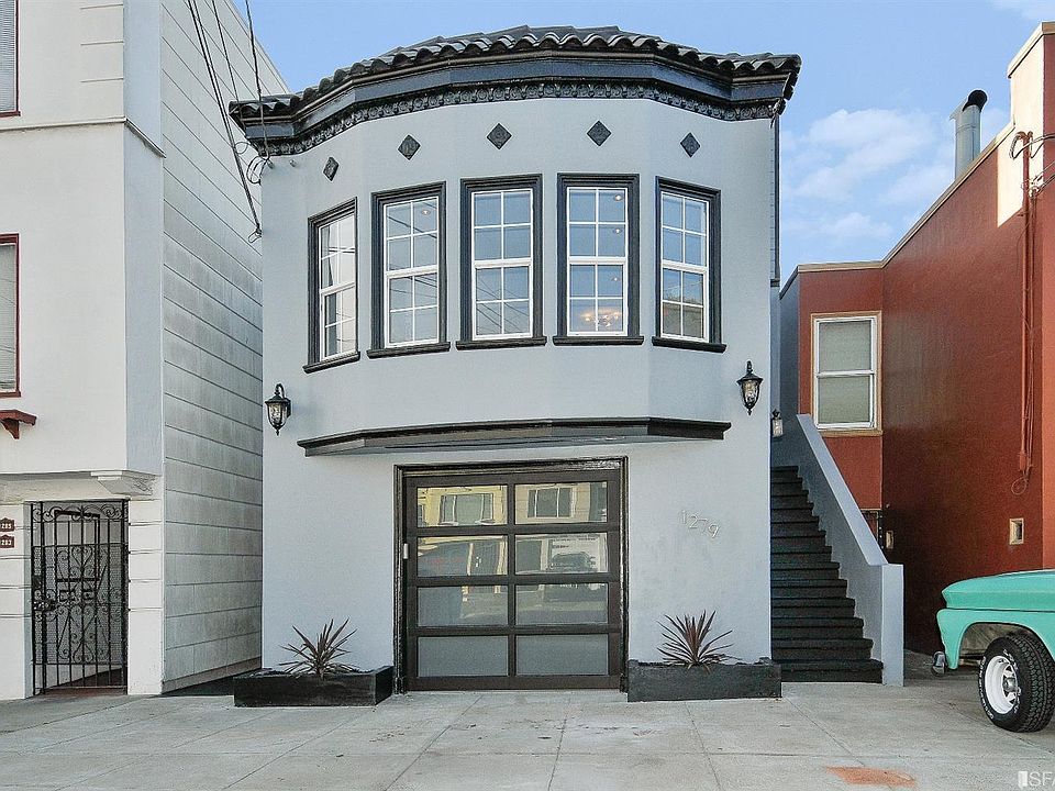 2nd image of 1279 38th Ave