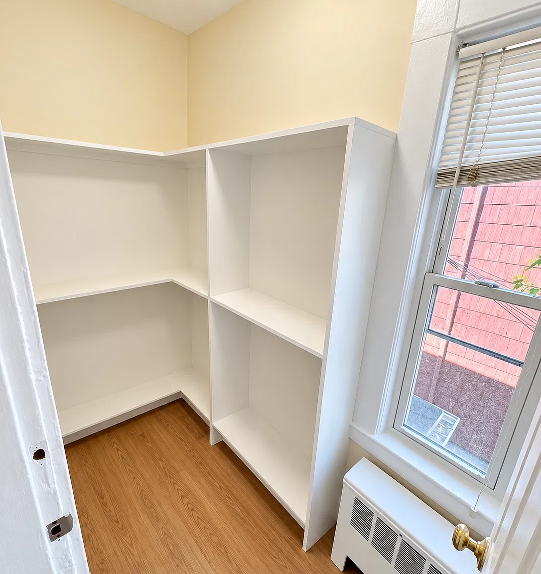 2 bed, 1000 sqft, $3,500 — Photo 4