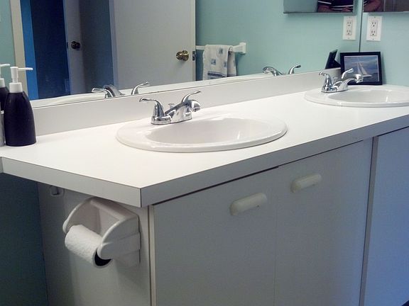 Master bath dual sinks