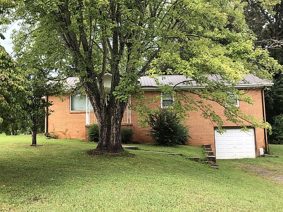 3rd image of 602 Couch St
