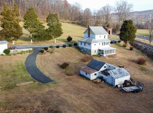 7667 Carls Hill Rd, Zionsville, PA 18092