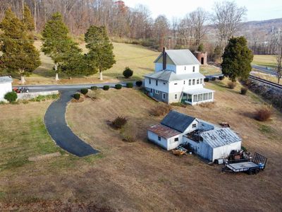 7667 Carls Hill Rd, Zionsville, PA, 18092