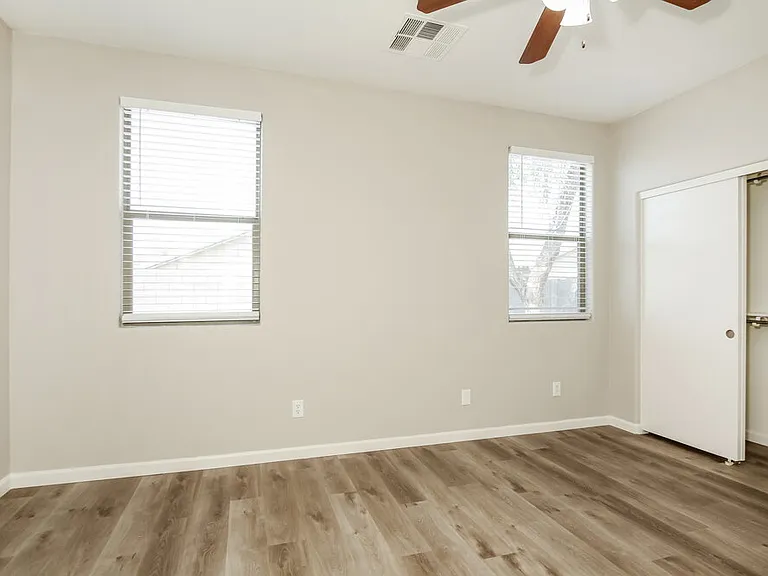 2162 W Kristina Ave — Photo 7
