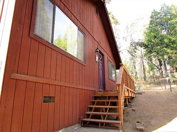 2nd image of 41864 Chipmunk Ln