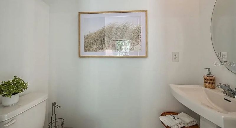 1st image of 3010 Skyline Loop