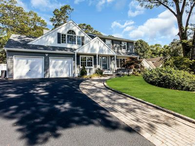 7 Whitespruce Lane, Hauppauge, NY, 11788
