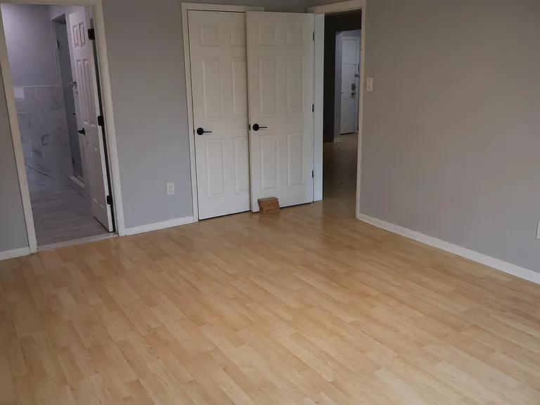 7430 John F Kennedy Blvd — Photo 10