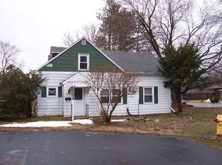 642 S Franklin St, Poynette, WI 53955