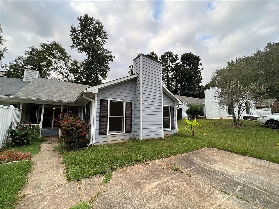1st image of 1917 Cooper Landing Dr SE