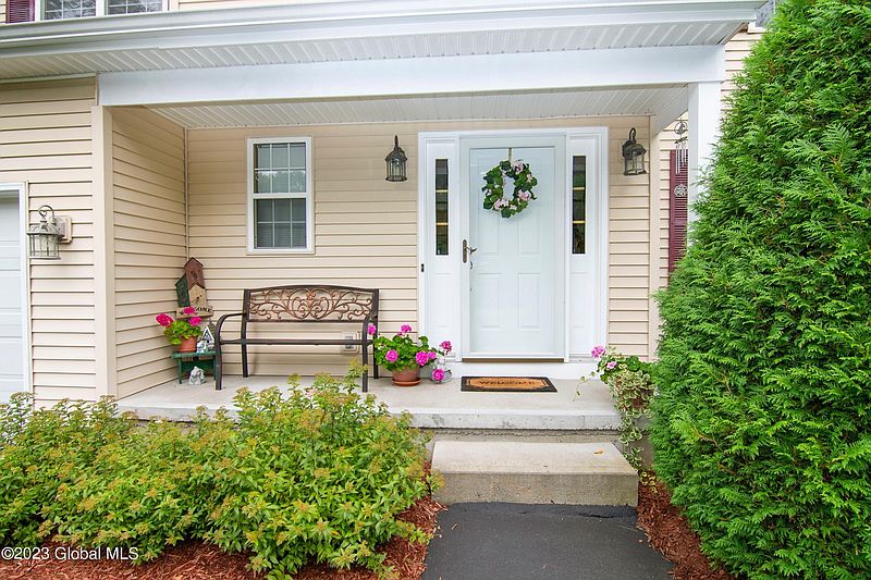 4th image of 80 Damascus Drive