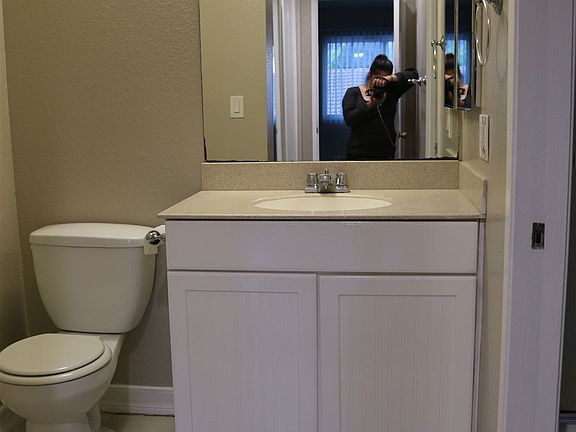 327AA99D-AE7B-4E87-8BAA-8D091FA70E86