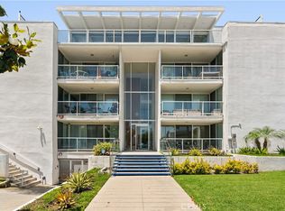 131 N Gale Dr APT 2B, Beverly Hills, CA 90211