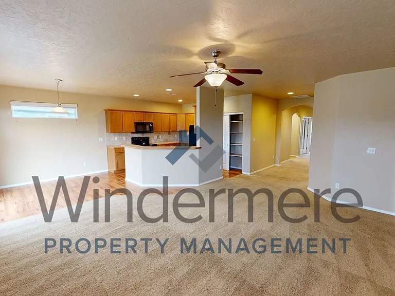 212 SW Doans Ave — Photo 9
