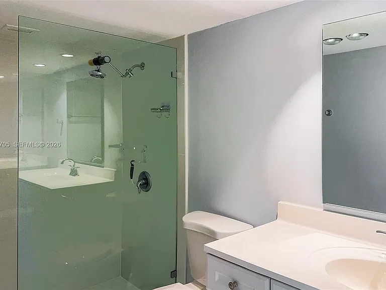 3200 N Palm Aire Dr #207 — Photo 11