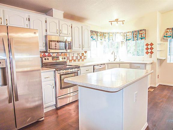5th image of 15760 S Avenue 3 E