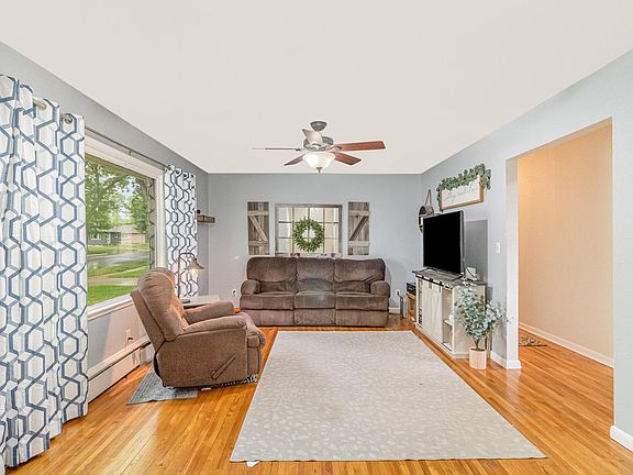 4th image of 1610 Knight Ave N