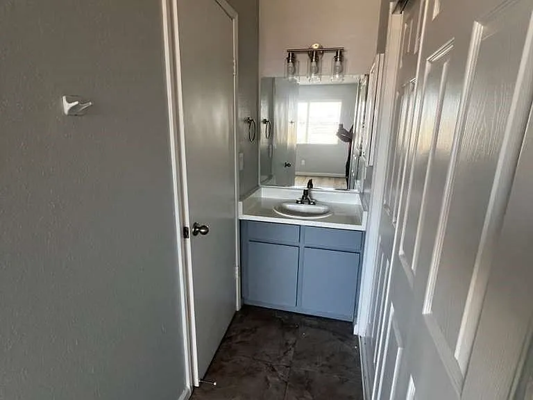 5662 E Lake Mead Blvd #A — Photo 8