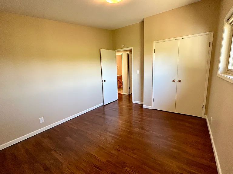 5710 S Norfolk St — Photo 9