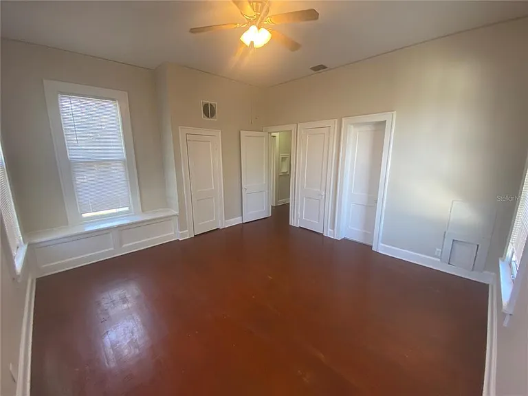 1120 Webster St #4 — Photo 7
