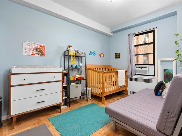 65 Park Terrace East image 13 of 33