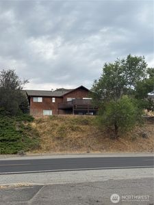 516 E Grand Coulee Avenue, Grand Coulee, WA, 99133