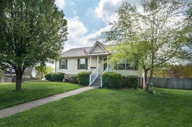 1st image of 108 Parkside Ct