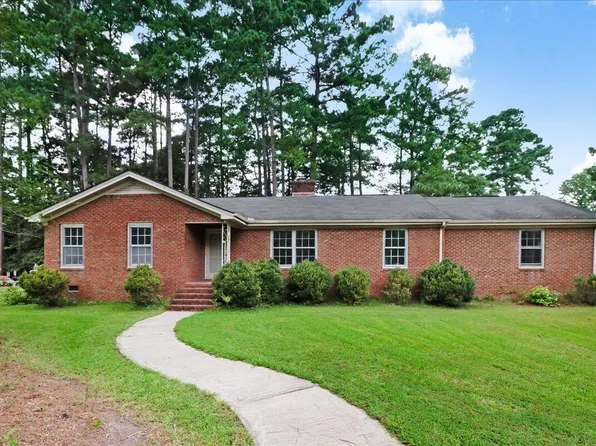 907 Lakeside Dr NW, Wilson, NC 27896