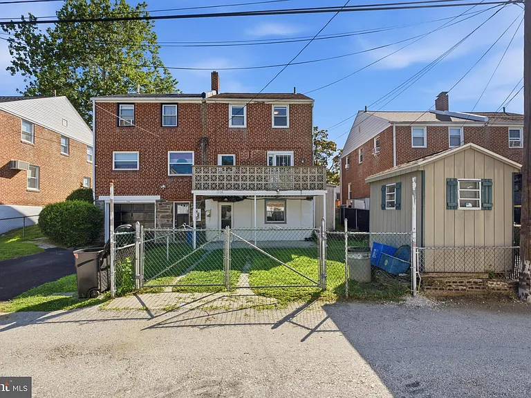 1108 Cobbs St — Photo 21