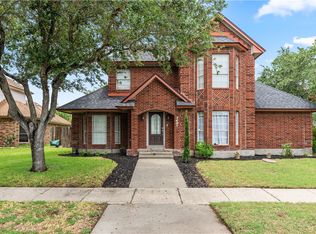 7401 Blue Lake Dr, Corpus Christi, TX 78413