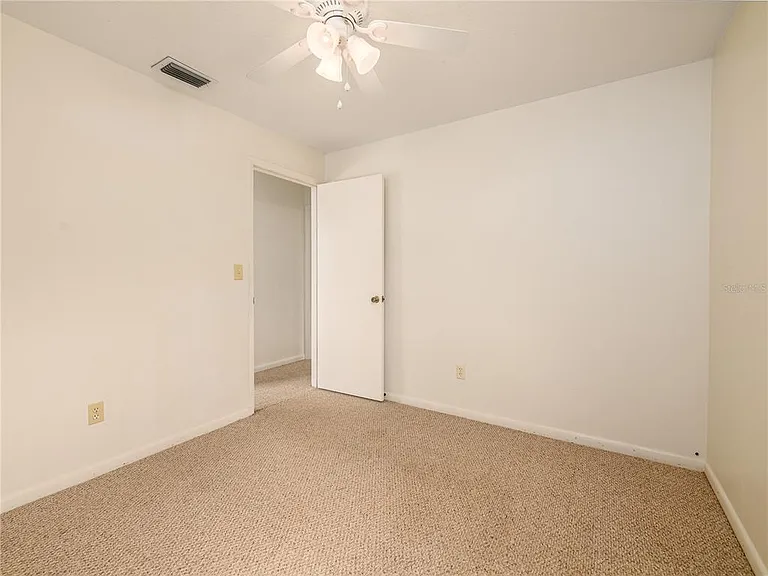 1407 Wakefield Dr — Photo 18