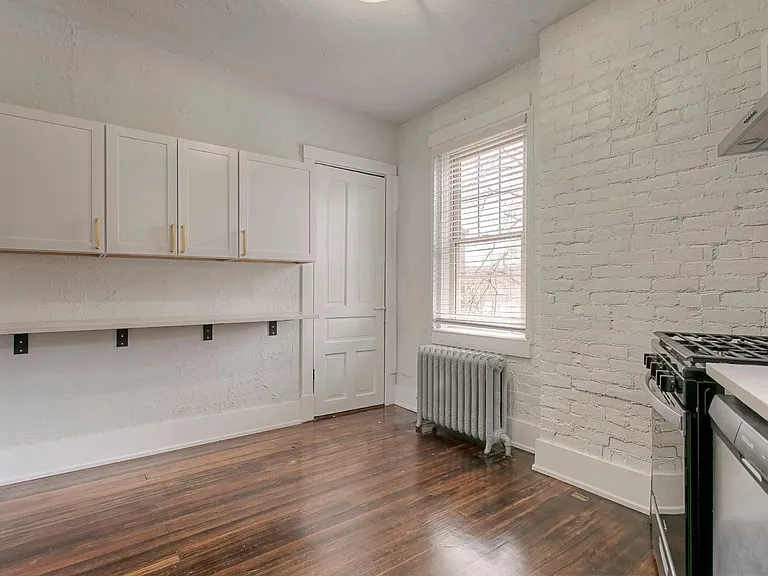 29 W McMillan St #4 — Photo 8