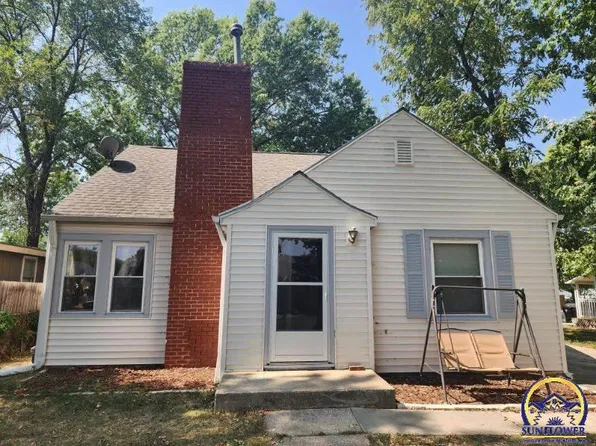 2437 SE Maryland Ave, Topeka, KS 66605