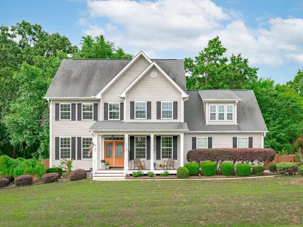 126 Gwendolyn Way, Fuquay Varina, NC 27526