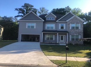 119 Meadows Walk Dr, Byron, GA 31008