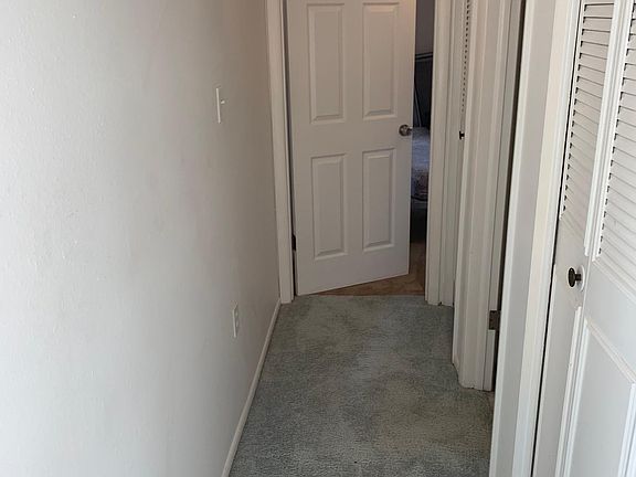 5th image of 1482 Grove St APT 1