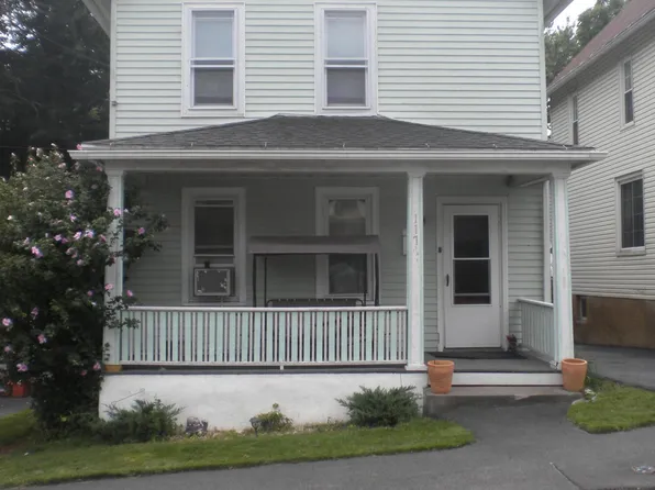 117 Throop St, Throop, PA 18508