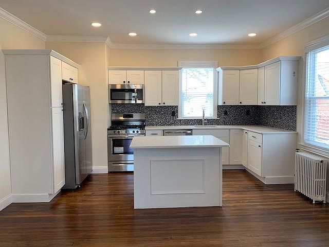 1st image of 140 Winfred Ave #2