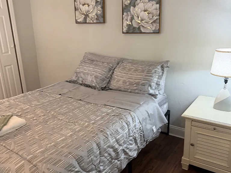 217 W 30th St #1A — Photo 8