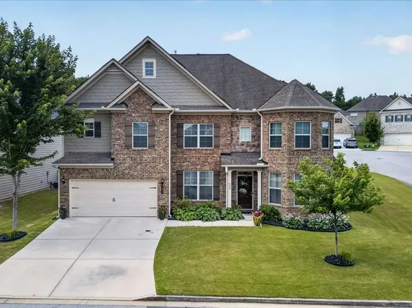 405 Victoria Heights Dr, Dallas, GA 30132