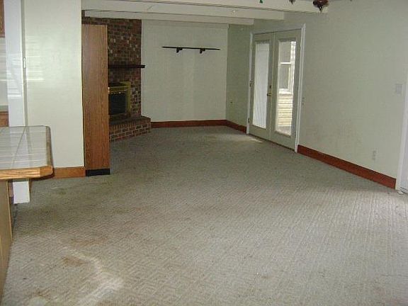 3rd image of 4511 Williamsport Dr