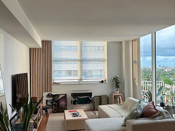 3180 Coral Way APT 1205