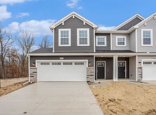 3520 Weldon Dr SW, Grandville, MI 49418