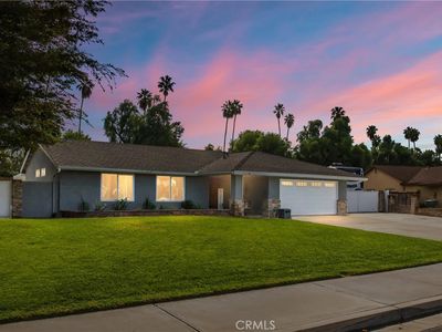 9804 Calle Esplanade, Riverside, CA, 92503