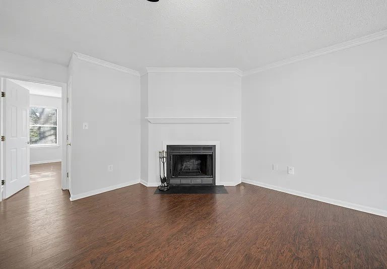 205 Westover Ave #1-203 — Photo 13